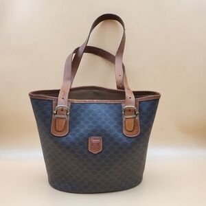 CELINE Macadam Blason Totebag Brown Vintage..Authentic..